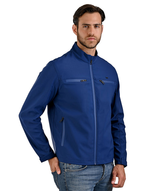 LEE chamarra para hombre en tela ligera con cuello mao en color marino.